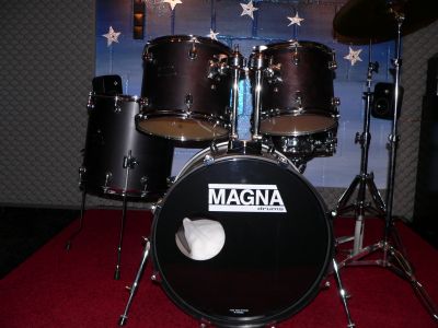 Magna Drumset mit Hardware