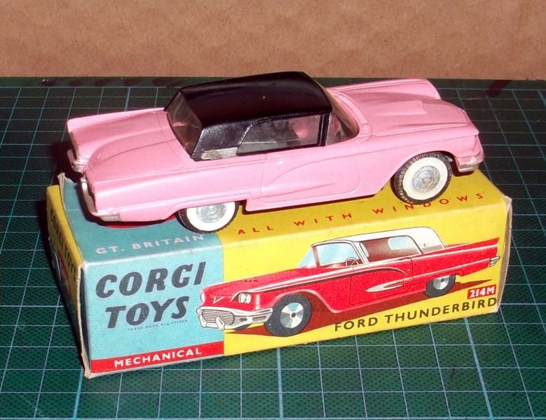 Corgi Toys FORD THUNDERBIRD mit Originalverpackung