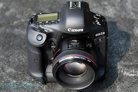 Verkauf : Nikon D4 16.2 MP Digital SLR Camera