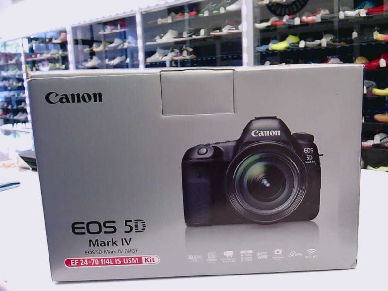 Canon EOS-5D Mark IV DSLR Camera Kit with Canon EF 24-70mm F4L IS USM Lens