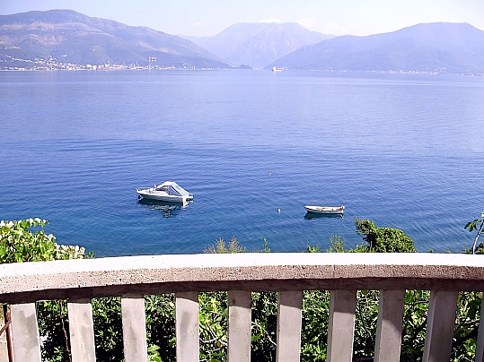 Montenegro, FEWO an der Kste, Boka Kotorska