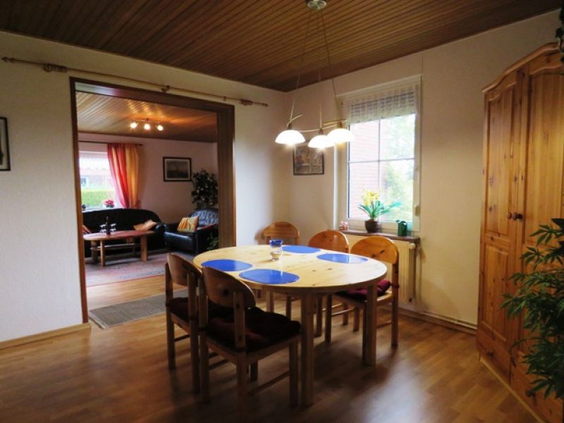 Ferienwohnung bis 5 Personen mit Terrasse und Gartensauna in Ostfriesland