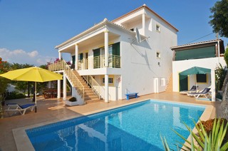 Algarve bei Paderne - Villa - reduziert von Euro - 550.000 auf Euro 
