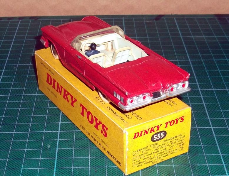 Dinky Toys Nr. 555 FORD THUNDERBIRD Mit Originalverpackung