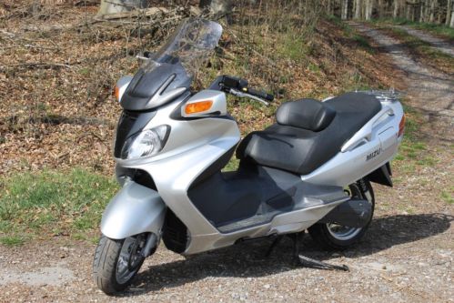 Roller/Scooter  Suzuki Burgman AN 650,  54 PS, 