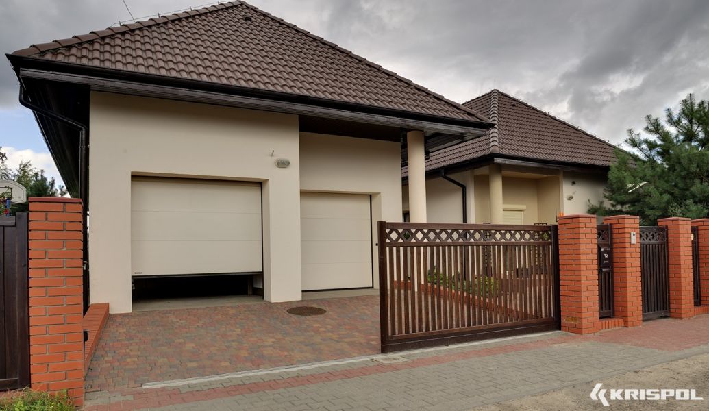 Garagentore aus Polen . Sektionaltor, Rolltor, Rollgitter von KRISPOL