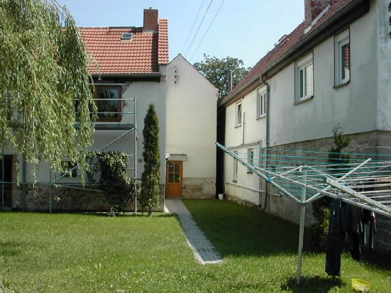 Zwei-Zimmer-Apartments ab sofort zuvermieten